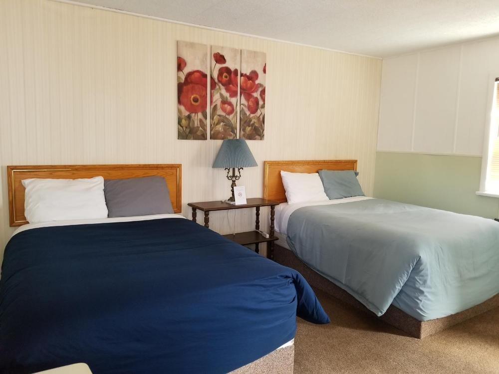 Double Room with Private Bathroom at Melsask Motel, photo 5
