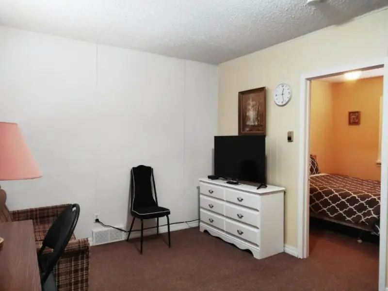 Deluxe Double Room (2 Adults + 1 Child)